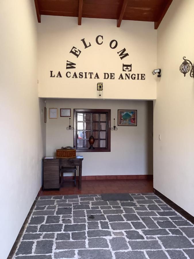 La Casita De Angie Hotel Antigua Buitenkant foto
